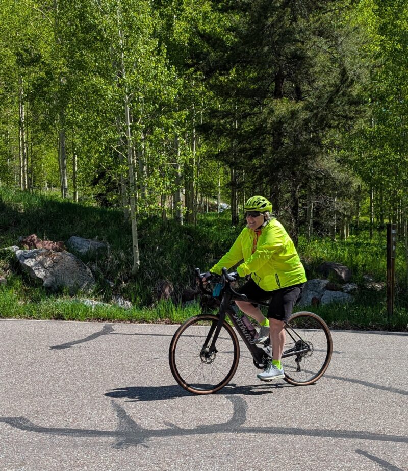 Venus sister riding up to Maroon Bells