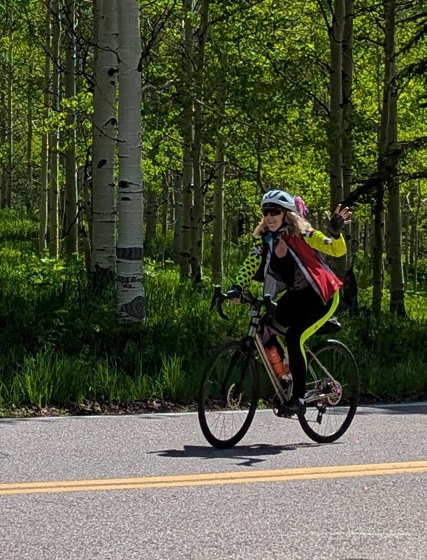 Venus sister riding up to Maroon Bells