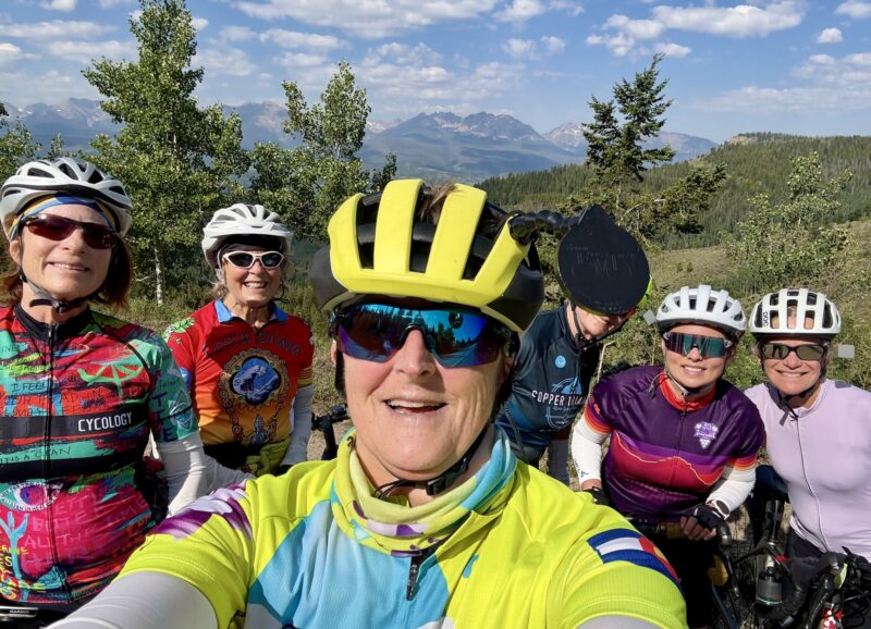 A dozen Venus sisters at the top of Ute Pass