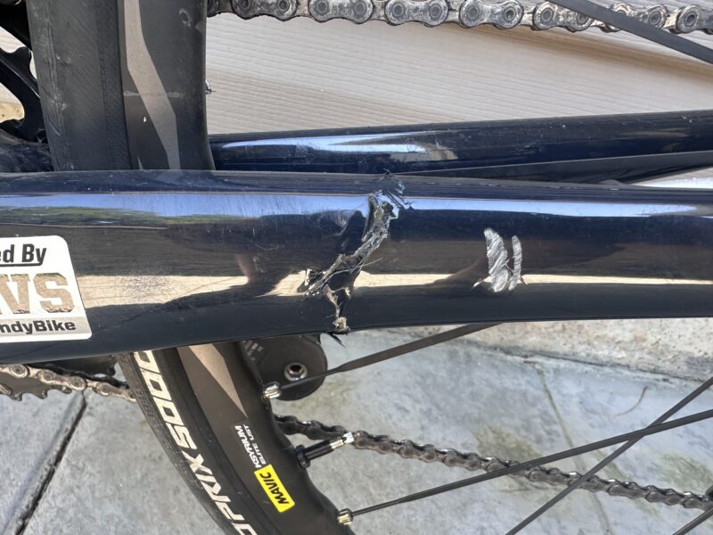 Cracked carbon frame on a bike